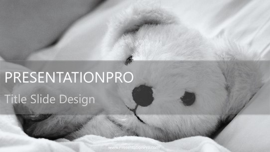 Snuggly Bear Widescreen PowerPoint Template title slide design